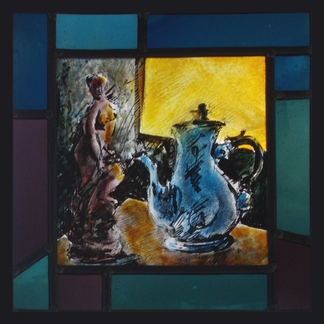 la cafetiere bleue et la venus d' Allegrain,vitrail (stained glass) de Bosselin peintre verrier à Fécamp, Normandie, pays de caux, côte d' Albatre